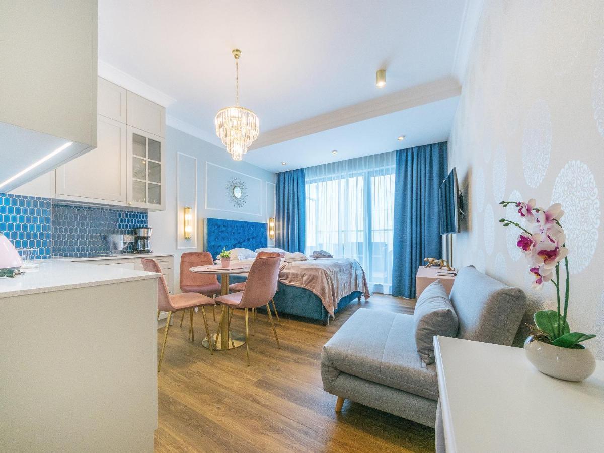 Flatbook - City Center Apartments Granaria With Parking Гданск Екстериор снимка