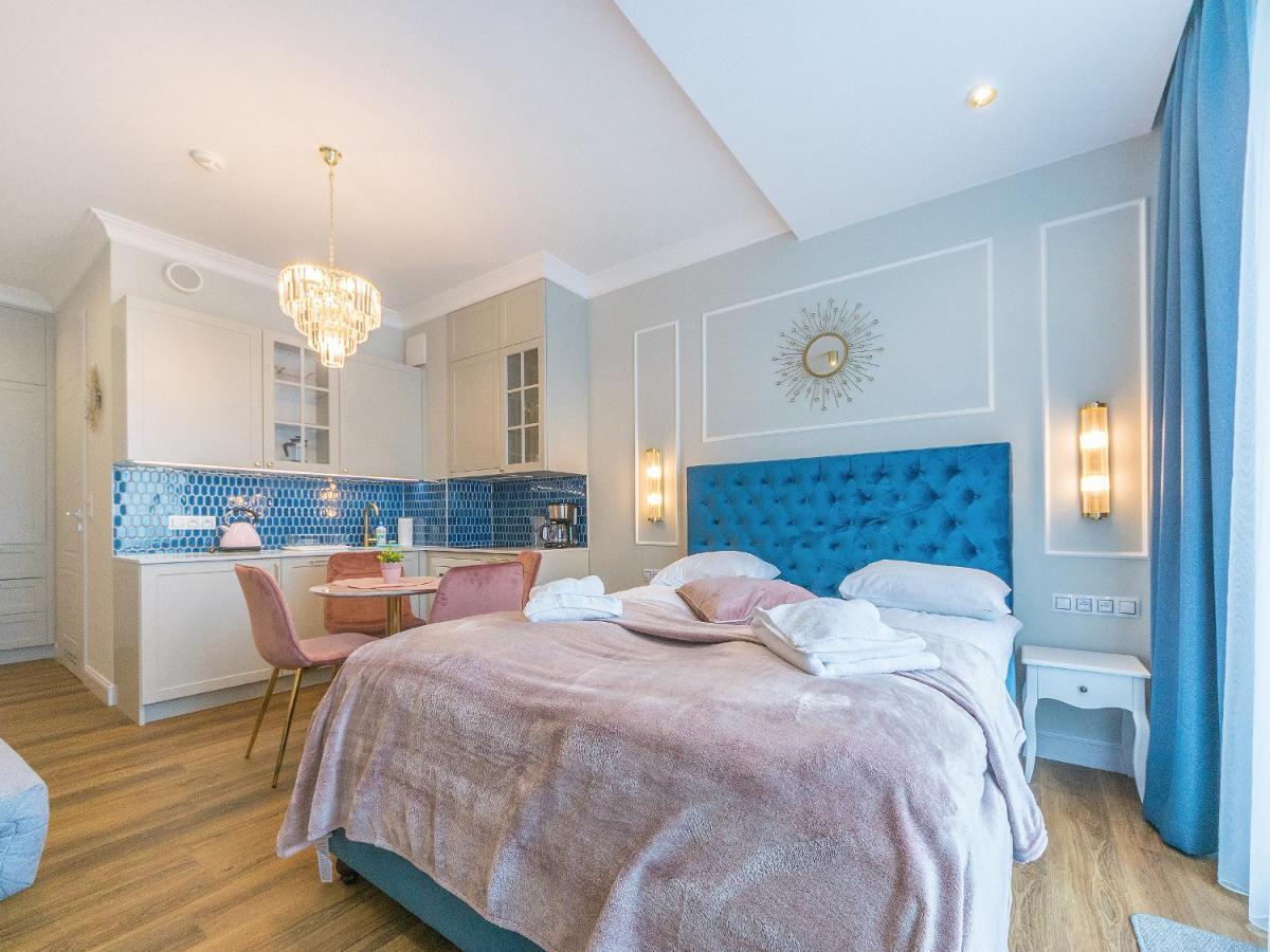 Flatbook - City Center Apartments Granaria With Parking Гданск Екстериор снимка