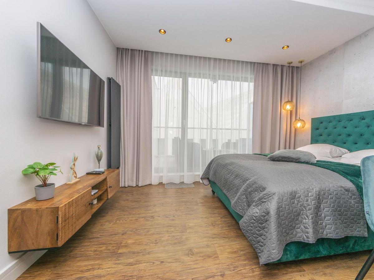 Flatbook - City Center Apartments Granaria With Parking Гданск Екстериор снимка