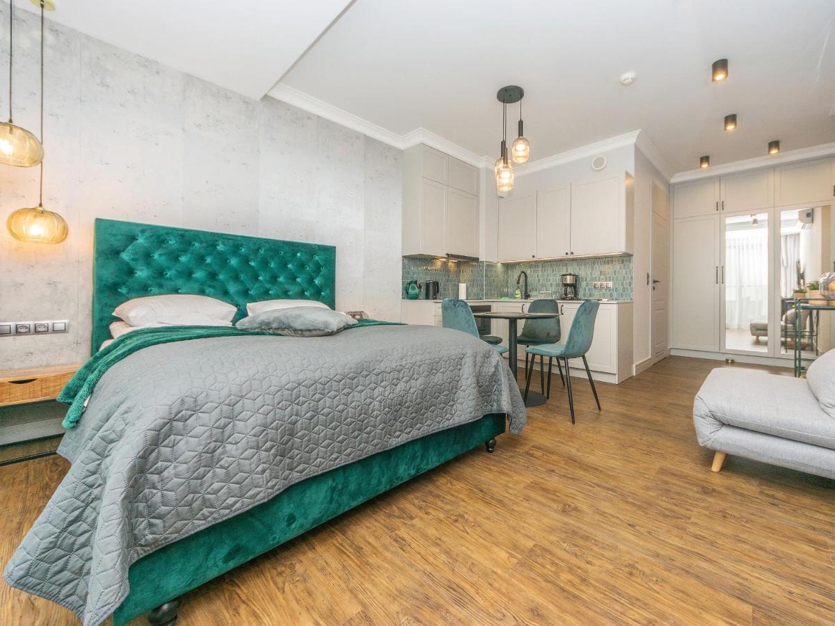 Flatbook - City Center Apartments Granaria With Parking Гданск Екстериор снимка